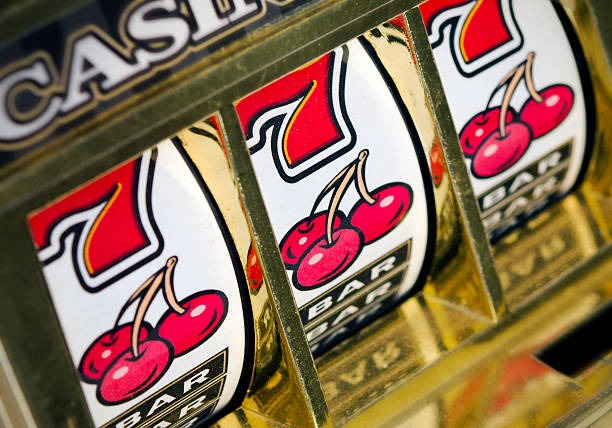 panengg slot platform on mobile showing football betting and live casino